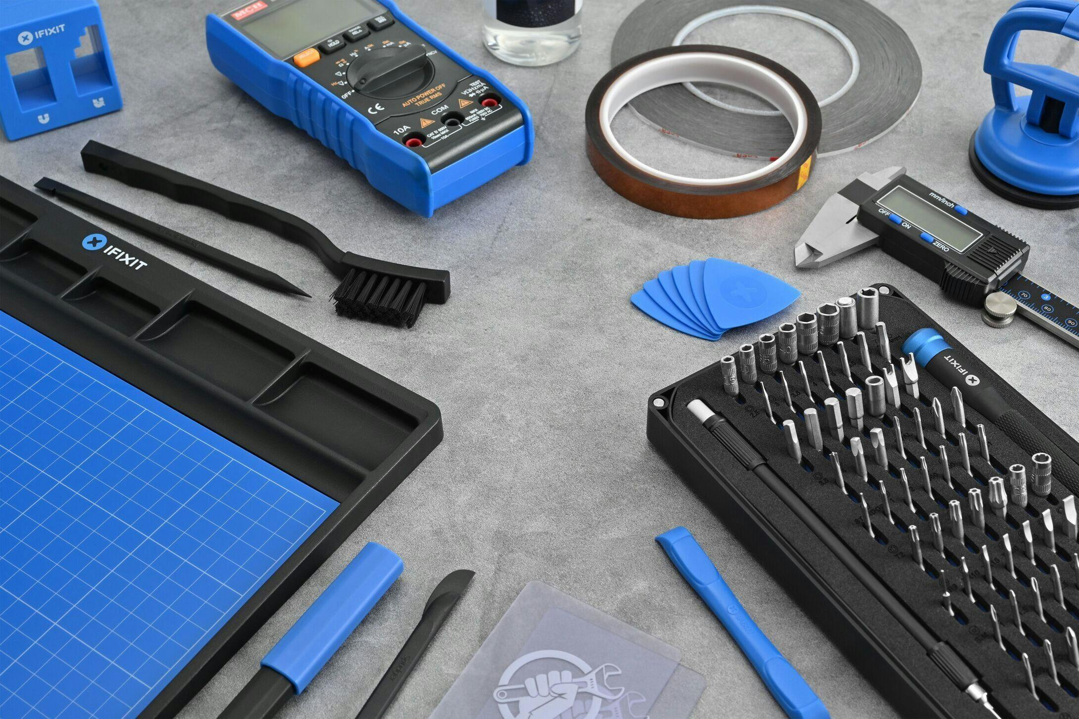 Dismantle Any Smartphone With This Handy iFixit Kit